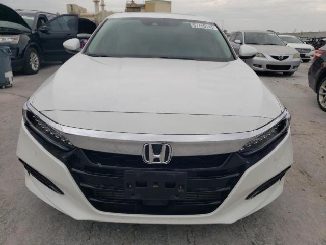 1HGCV1F9XJA218454 - 2018 HONDA ACCORD TOURING WHITE photo 5