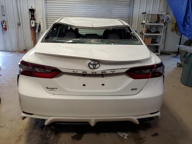 4T1G11AK6PU101057 - 2023 TOYOTA CAMRY SE NIGHT SHADE WHITE photo 6