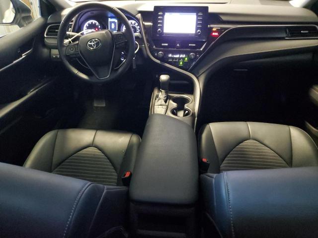 4T1G11AK6PU101057 - 2023 TOYOTA CAMRY SE NIGHT SHADE WHITE photo 8