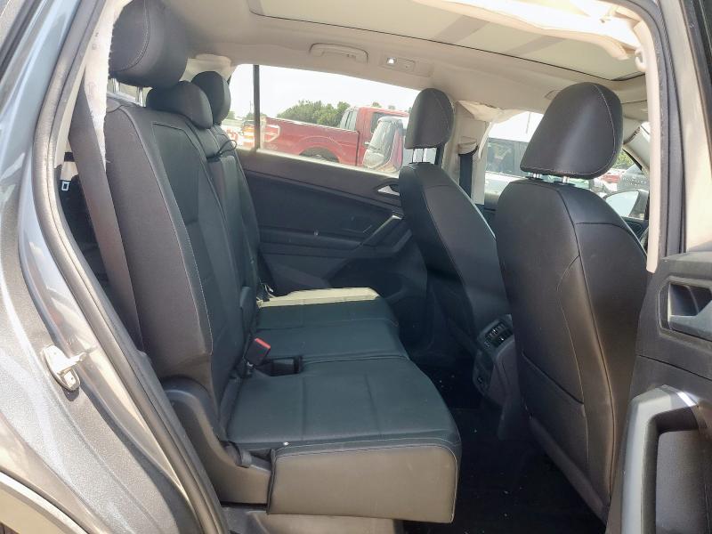 3VV3B7AX3KM105158 - 2019 VOLKSWAGEN TIGUAN SE 灰色 照片 11