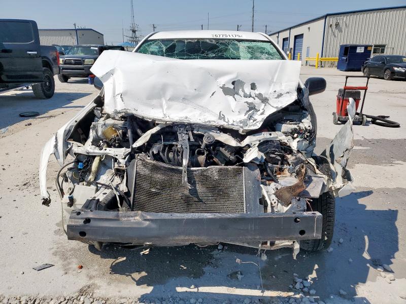 2T1KR30E67C659910 - 2007 TOYOTA COROLLA MA XR WHITE photo 5