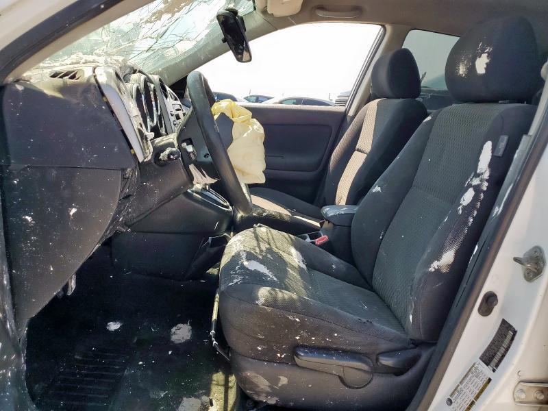 2T1KR30E67C659910 - 2007 TOYOTA COROLLA MA XR WHITE photo 7