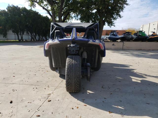 57XAAPHD8N8151931 - 2022 POLARIS SLINGSHOT SL BLUE photo 4