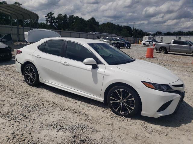 4T1B11HK2KU298169 - 2019 TOYOTA CAMRY L თეთრი ფოტო 4