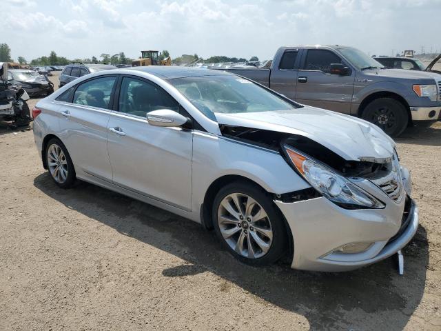 5NPEC4AB7CH371832 - 2012 HYUNDAI SONATA SE SILVER photo 4