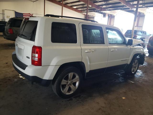 1C4NJRFB2GD587305 - 2016 JEEP PATRIOT LATITUDE WHITE photo 3