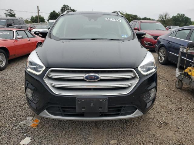 1FMCU9J95JUC25099 - 2018 FORD ESCAPE TITANIUM Czarny zdjęcie 5