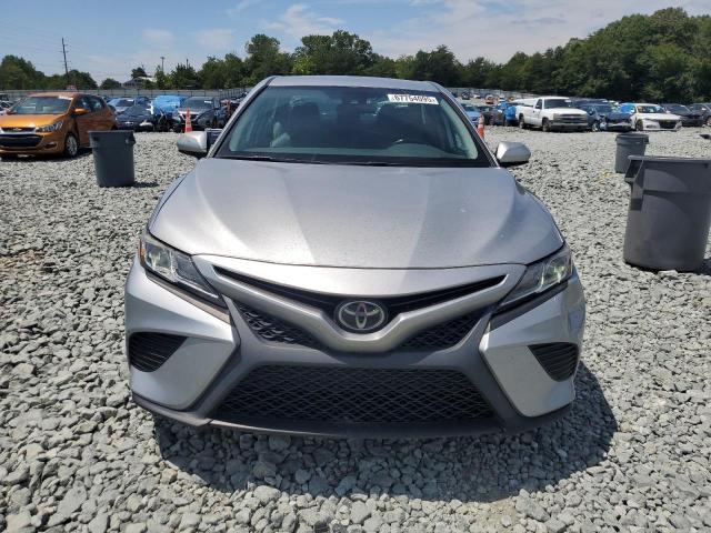 4T1B11HK9KU262446 - 2019 TOYOTA CAMRY L 银色 照片 5