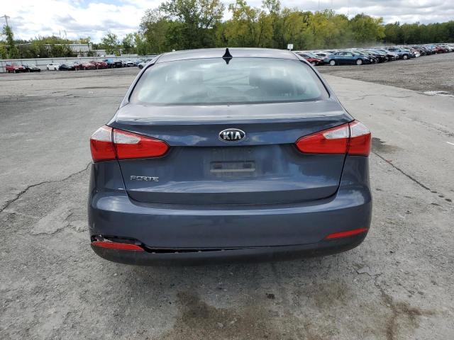 KNAFX4A69F5410854 - 2015 KIA FORTE LX GRAY photo 6