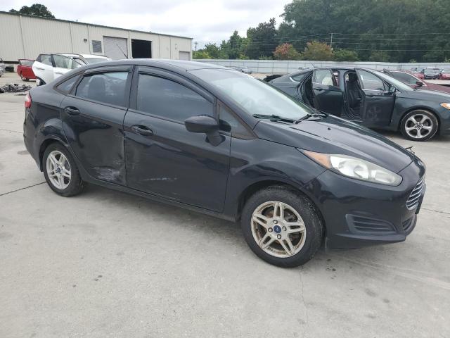 3FADP4BJ6JM124174 - 2018 FORD FIESTA SE შავი ფოტო 4