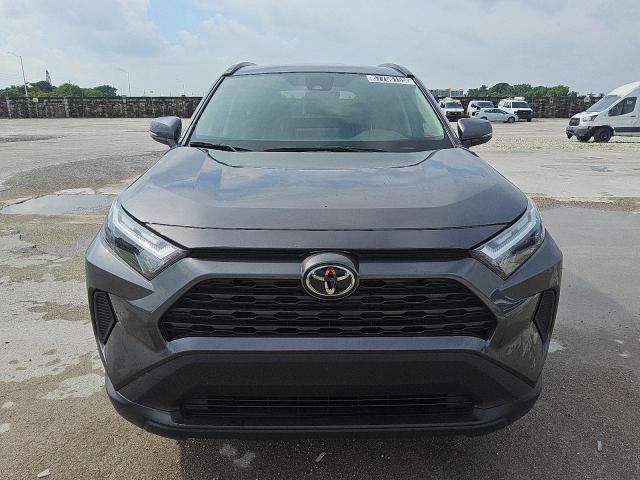 2T3W1RFV3RC291540 - 2024 TOYOTA RAV4 XLE 灰色 照片 5