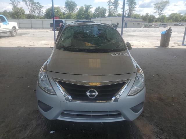 3N1CN7AP2JL886431 - 2018 NISSAN VERSA S 银色 照片 5