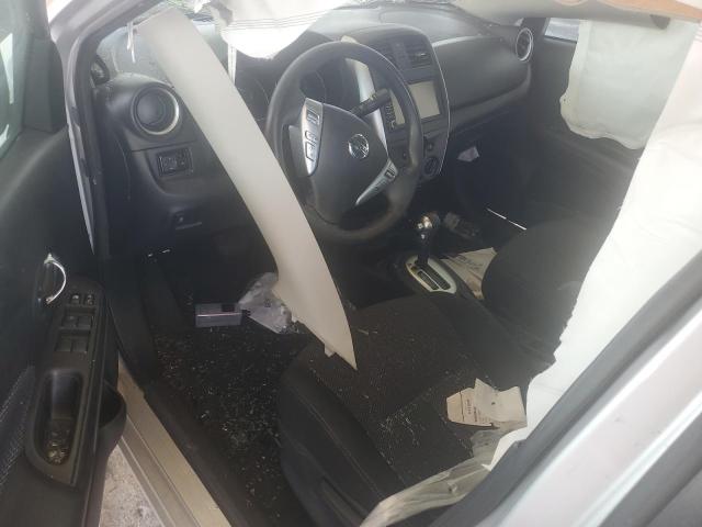 3N1CN7AP2JL886431 - 2018 NISSAN VERSA S 银色 照片 8