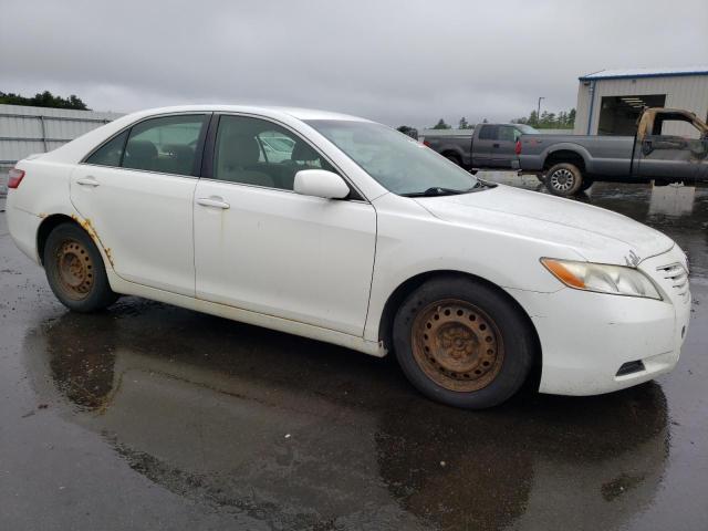 JTNBE46K773090262 - 2007 TOYOTA CAMRY CE WHITE photo 4