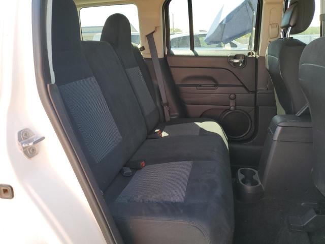 1C4NJPBA1FD170936 - 2015 JEEP PATRIOT SPORT WHITE photo 11