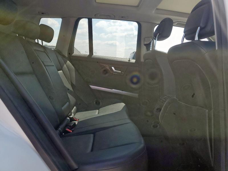 WDCGG5HB6FG366343 - 2015 MERCEDES-BENZ GLK 350 白色 照片 11