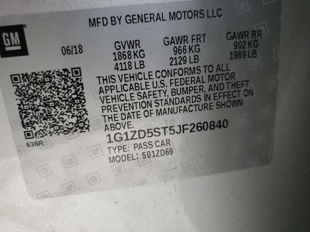 1G1ZD5ST5JF260840 - 2018 CHEVROLET MALIBU LT SILVER photo 13
