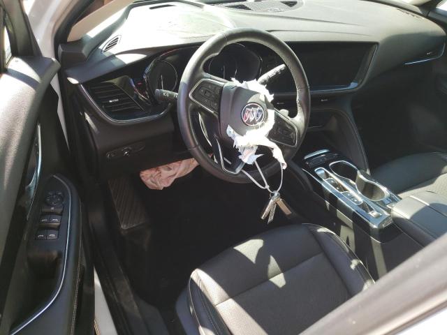 LRBFZNR44MD133473 - 2021 BUICK ENVISION ESSENCE WHITE photo 8