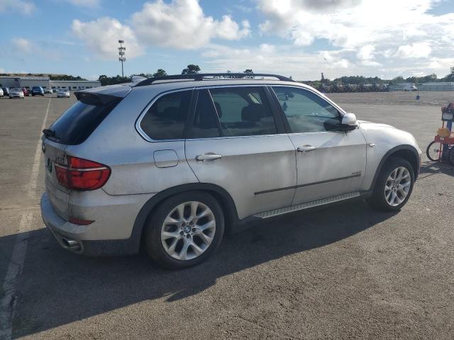 5UXZV4C52D0E02536 - 2013 BMW X5 XDRIVE35I GRAY photo 3