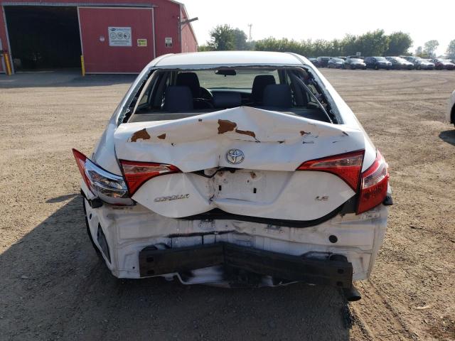 2T1BURHE9JC981633 - 2018 TOYOTA COROLLA L Ақ фото 6