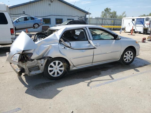 1NXBU4EE2AZ272239 - 2010 TOYOTA COROLLA BASE 银色 照片 3