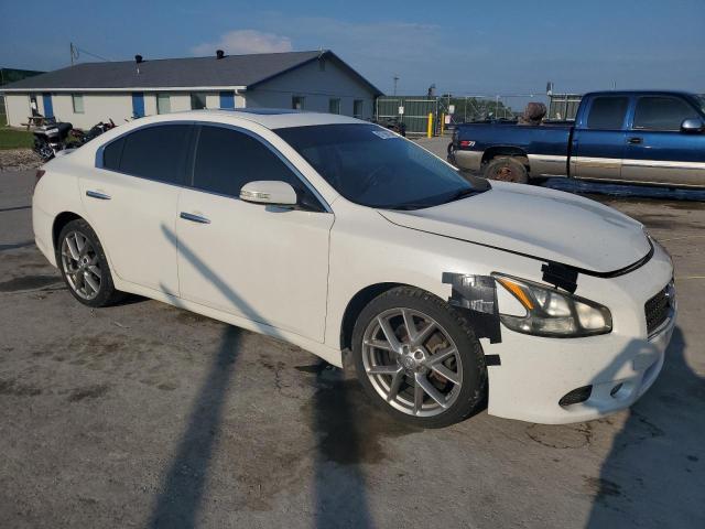 1N4AA5AP8BC834213 - 2011 NISSAN MAXIMA S WHITE photo 4