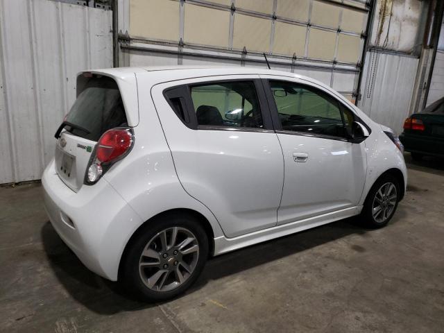 KL8CK6S01GC580674 - 2016 CHEVROLET SPARK EV 1LT WHITE photo 3