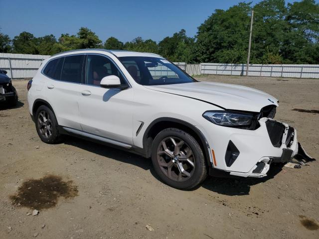 5UX53DP08P9R77241 - 2023 BMW X3 XDRIVE30I WHITE photo 4
