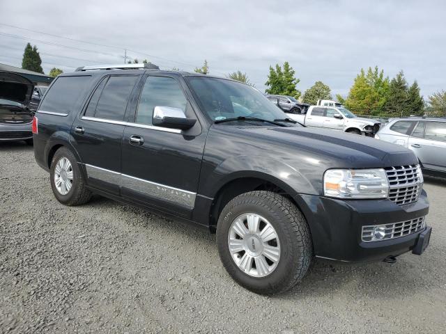 5LMJJ2J51AEJ07420 - 2010 LINCOLN NAVIGATOR BLACK photo 4