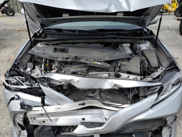 4T1C11AK3LU998847 - 2020 TOYOTA CAMRY LE SILVER photo 11