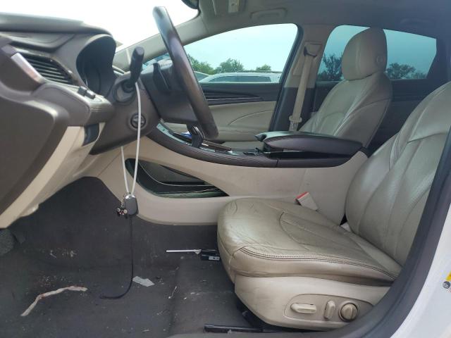 1G4ZP5SS4HU173888 - 2017 BUICK LACROSSE ESSENCE Սպիտակ լուսանկար 7