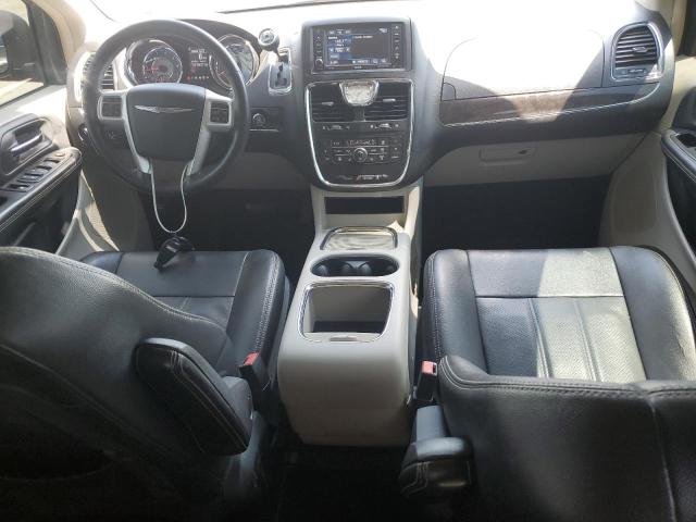 2C4RC1CG5FR597206 - 2015 CHRYSLER TOWN & COU TOURING L RED photo 8