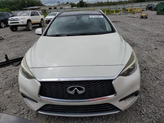 SJKCH5CP6JA045416 - 2018 INFINITI QX30 BASE 白色 照片 5