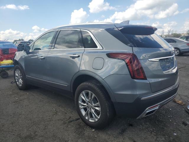 1GYKNCR48LZ204976 - 2020 CADILLAC XT5 PREMIUM LUXURY GRAY photo 2