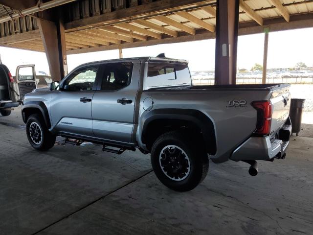 3TMLB5JN6RM069543 - 2024 TOYOTA TACOMA DOUBLE CAB فضي صورة 2