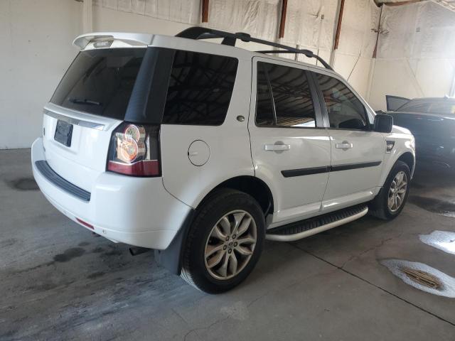 SALFR2BGXDH335790 - 2013 LAND ROVER LR2 HSE WHITE photo 3