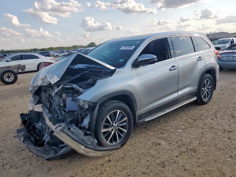 2019 TOYOTA HIGHLANDER SE, 