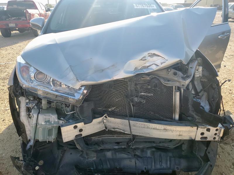 5TDKZRFHXKS569342 - 2019 TOYOTA HIGHLANDER SE 银色 照片 12