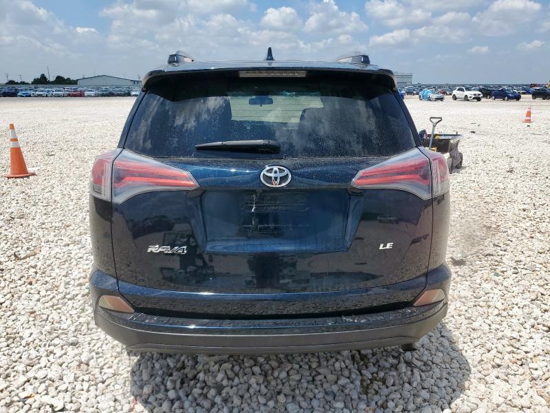 JTMZFREV6HJ126500 - 2017 TOYOTA RAV4 LE Mavi foto 6