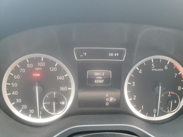 SJKCH5CP8JA049550 - 2018 INFINITI QX30 BASE 黑色 照片 9