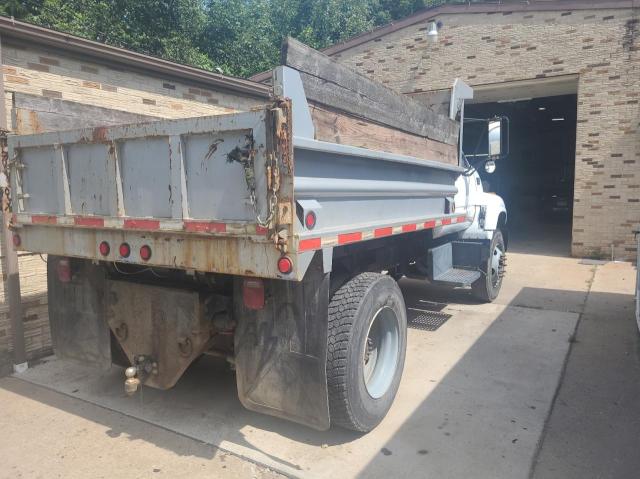 1GDJ7H1C41J504808 - 2001 GMC C-SERIES C7H042 WHITE photo 4