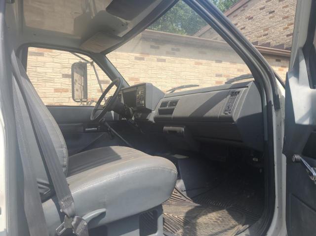 1GDJ7H1C41J504808 - 2001 GMC C-SERIES C7H042 WHITE photo 5