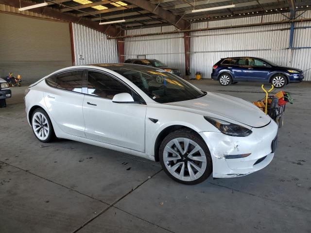 5YJ3E1EB1NF208394 - 2022 TESLA MODEL 3 Սպիտակ լուսանկար 4