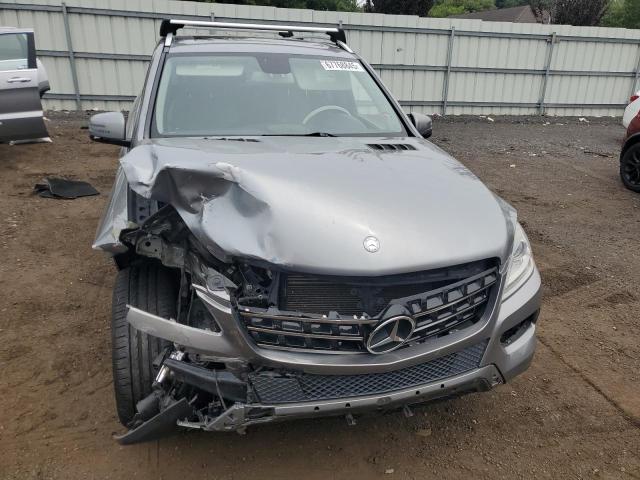 4JGDA5HB7CA010987 - 2012 MERCEDES-BENZ ML 350 4MATIC GRAY photo 5