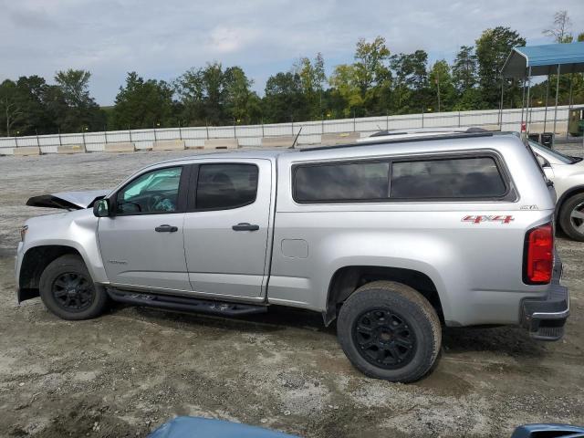 1GCGTBEN9J1157298 - 2018 CHEVROLET COLORADO SILVER photo 2