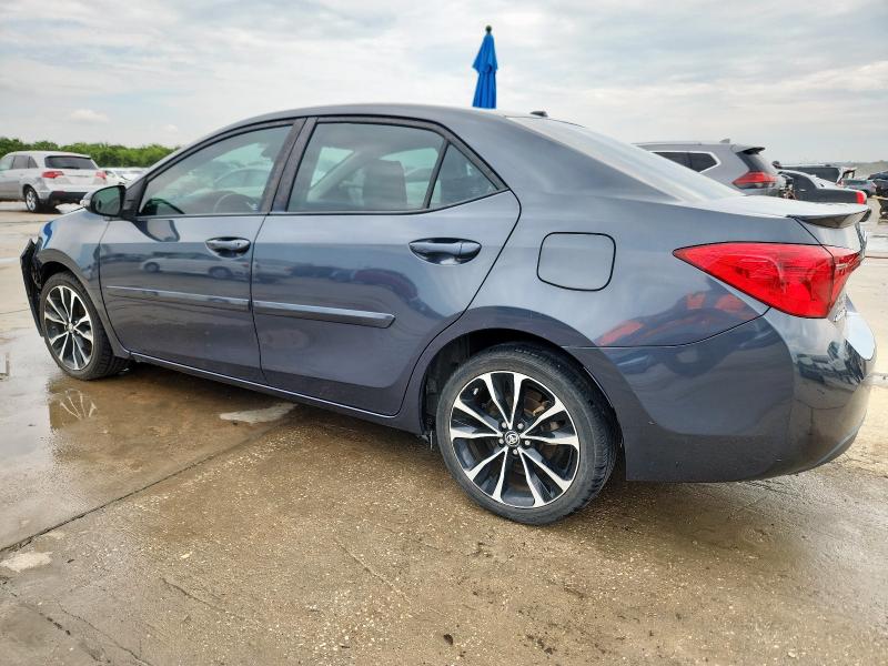 5YFBURHE6JP750690 - 2018 TOYOTA COROLLA L BLUE photo 2