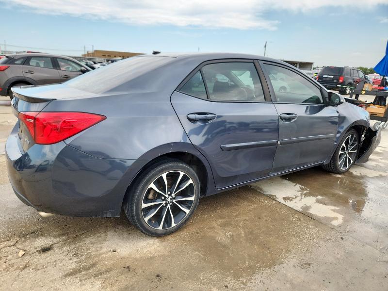 5YFBURHE6JP750690 - 2018 TOYOTA COROLLA L BLUE photo 3