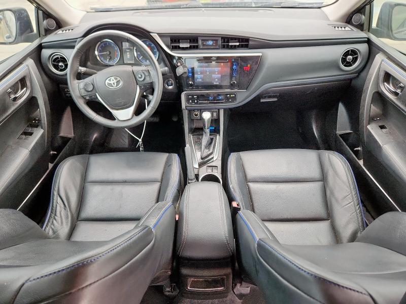 5YFBURHE6JP750690 - 2018 TOYOTA COROLLA L BLUE photo 8