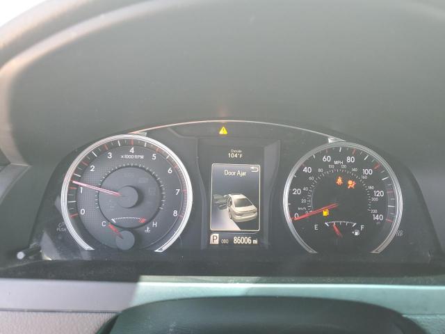 4T1BF1FK0HU330193 - 2017 TOYOTA CAMRY LE WHITE photo 9