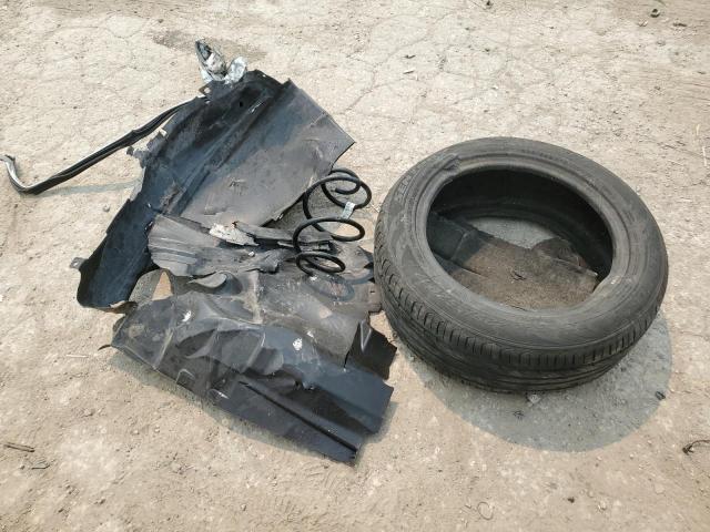 1G1ZD5ST4JF122979 - 2018 CHEVROLET MALIBU LT Күміс фото 12